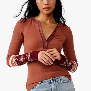 🥳HP🥳 Free People Mikah Layering Cuff Thermal Top
